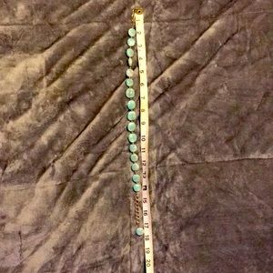 Choker. Vintage stone style bead aqua w crackle swirl brown and cream colors.